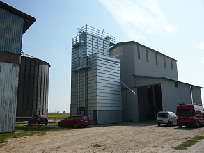 Strahl 15000 FRPX шахтная зерносушилка с двумя горелками и зоной отлежки