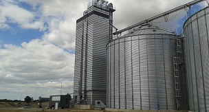 Strahl 4000 FRP шахтная зерносушилка с двумя горелками