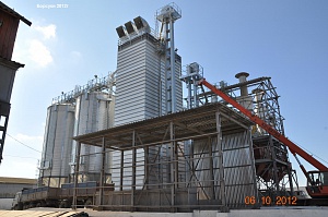 STRAHL 1600 FR Стационарная энергосберегающая  зерносушилка