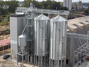 Strahl 18000 FRPX шахтная зерносушилка с двумя горелками и зоной отлежки