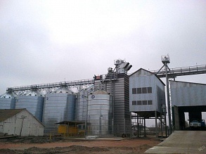 STRAHL 3500 FR Стационарная энергосберегающая  зерносушилка